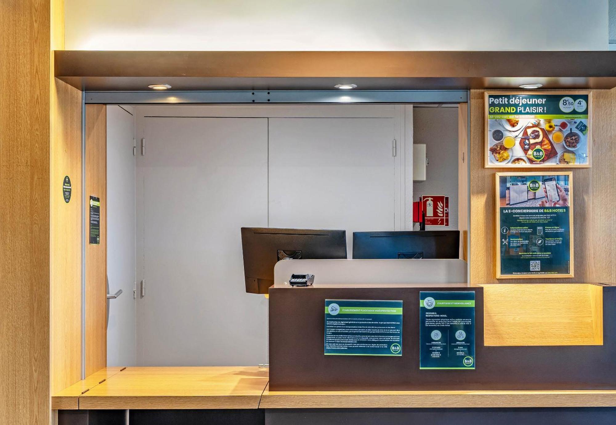 B&B Hôtel Quimper Nord Douarnenez Buitenkant foto