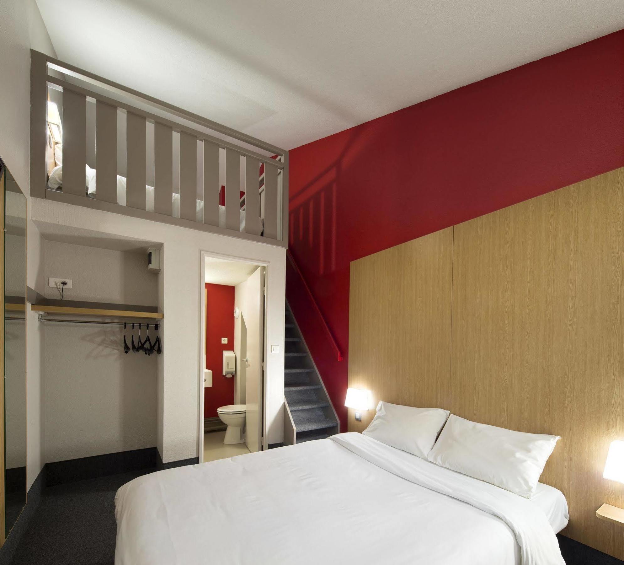 B&B Hôtel Quimper Nord Douarnenez Buitenkant foto