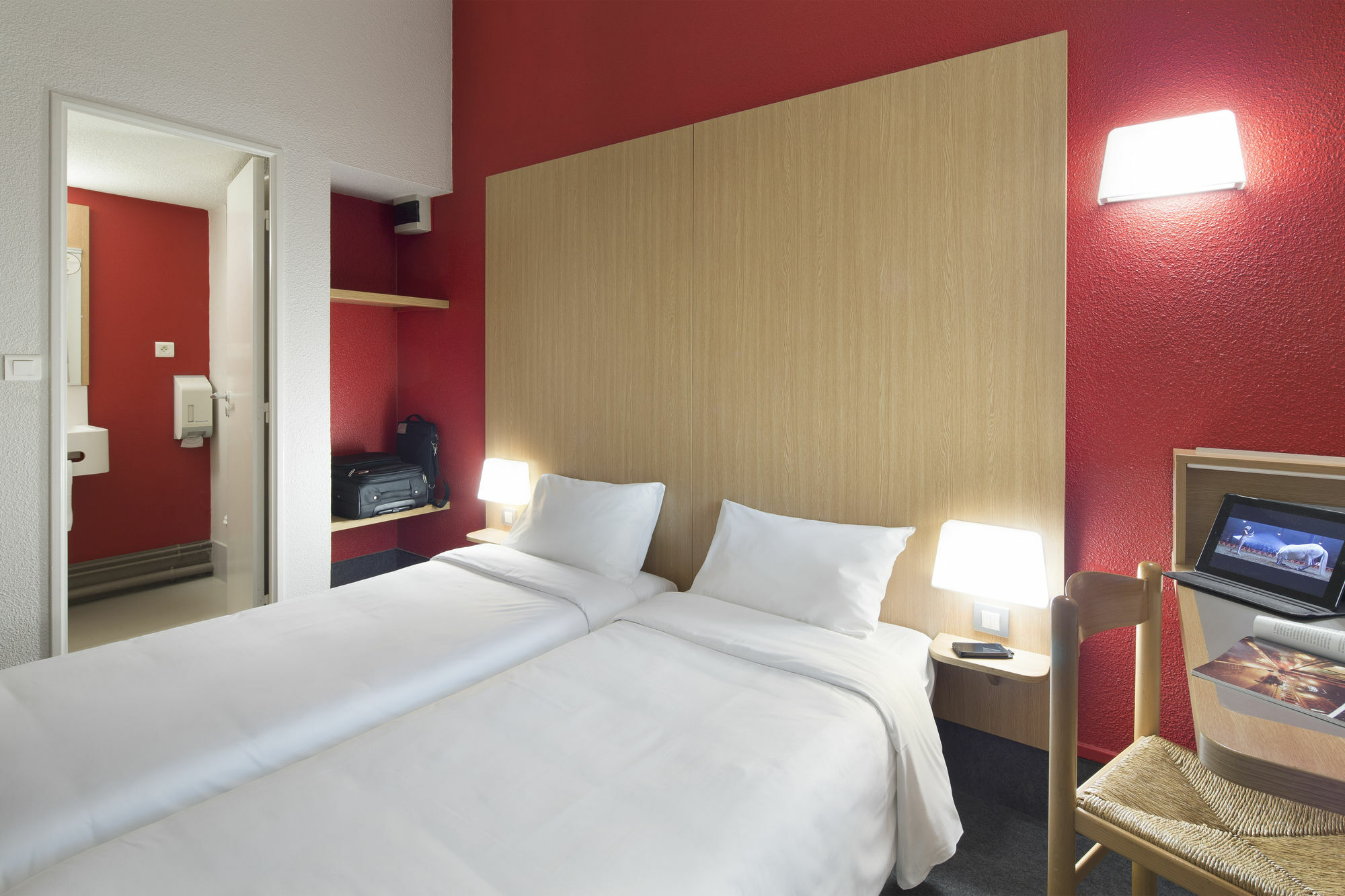 B&B Hôtel Quimper Nord Douarnenez Buitenkant foto